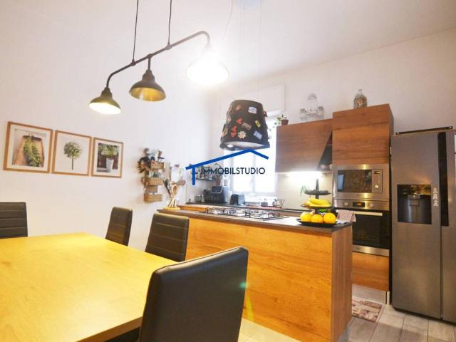 Villa Indipendente in vendita a Busto Arsizio, Lombardia