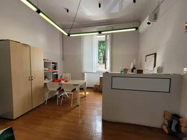 Villa Indipendente in vendita a Santi Apostoli, Busto Arsizio