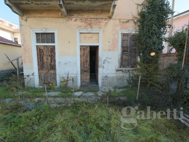 Rustico in vendita a Busto Arsizio, Lombardia