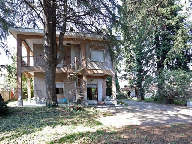 Villa Indipendente in vendita a Borsano, Busto Arsizio