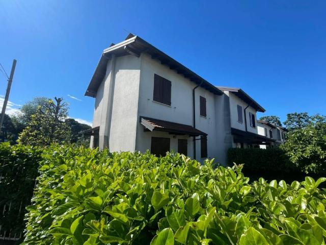 Villa Indipendente in vendita a Busto Garolfo, Lombardia