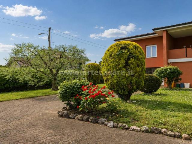 Villa Indipendente in vendita a Busto Garolfo, Lombardia
