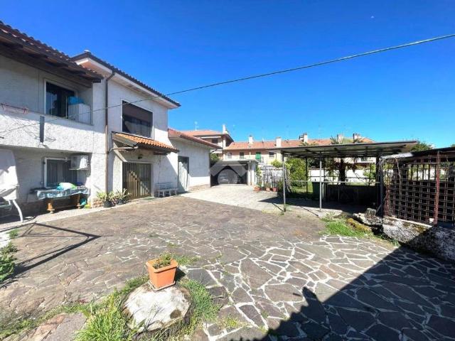 Villa Indipendente in vendita a Olcella, Dairago