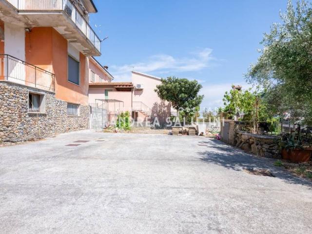 Villa Indipendente in vendita a Buti, Toscana