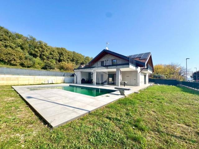 Villa Indipendente in vendita a Ferriera, Piemonte