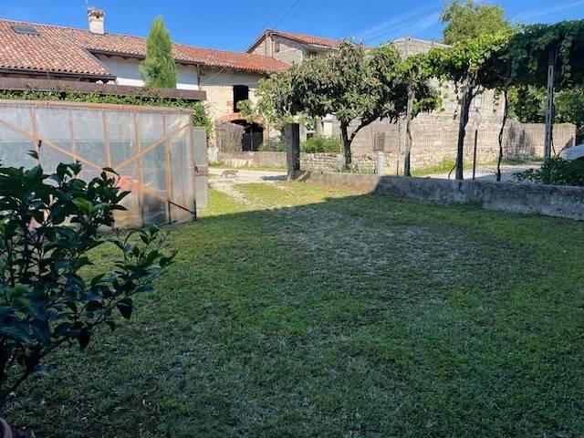Villa Indipendente in vendita a Buttrio, Friuli-Venezia Giulia