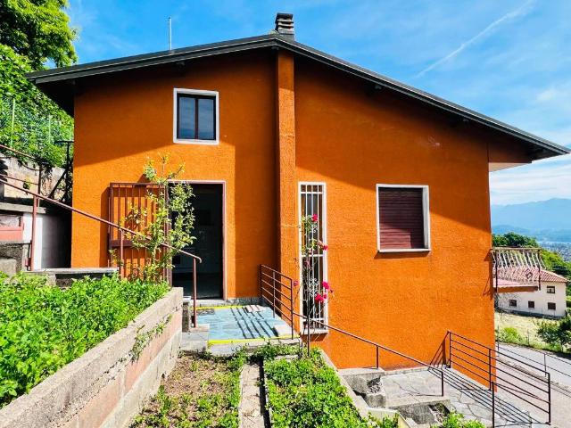Villa Indipendente in vendita a Comunità Montana del Piambello, Viconago