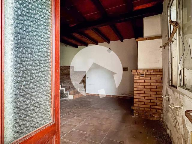 Villa Indipendente in vendita a Terra di Mezzo, Re