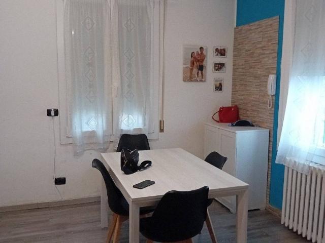 Villa Indipendente in vendita a Terra di Mezzo, Re