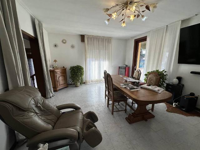 Villa Indipendente in vendita a Campo Matto, Cadeo