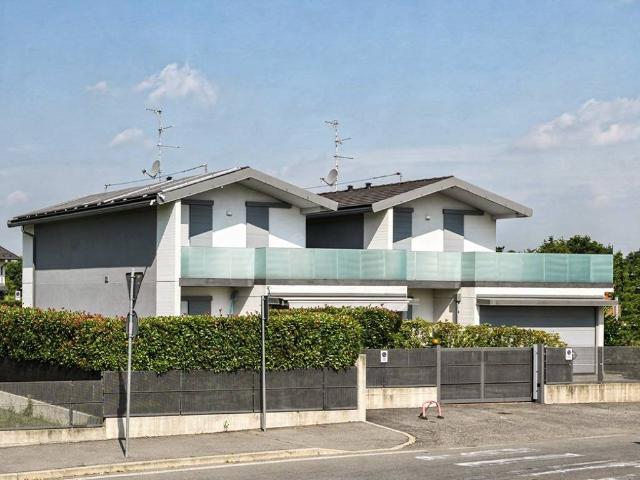 Villa Indipendente in vendita a Caslino al Piano, Cadorago