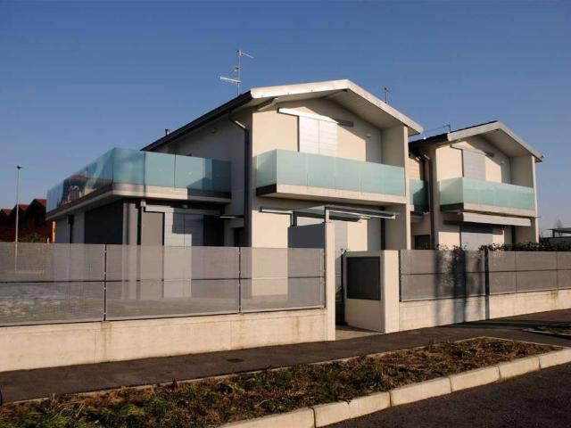 Villa Indipendente in vendita a Caslino al Piano, Cadorago