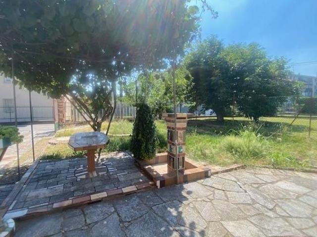 Villa Indipendente in vendita a Cadorago, Lombardia