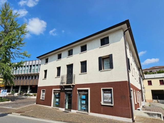 Villa Indipendente in vendita a Fonte, Caerano San Marco
