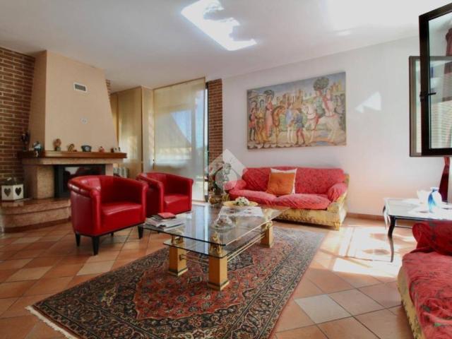 Villa Indipendente in vendita a Fonte, Caerano San Marco