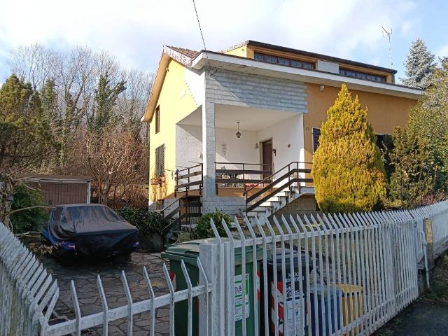 Villa Indipendente in vendita a Unione Montana di Comuni delle Valli di Lanzo, Ceronda e Casternone, Piemonte
