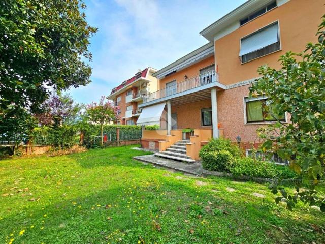 Villa Indipendente in vendita a Unione Montana di Comuni delle Valli di Lanzo, Ceronda e Casternone, Piemonte