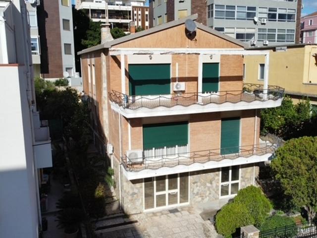 Villa Indipendente in vendita a Bonaria, Cagliari