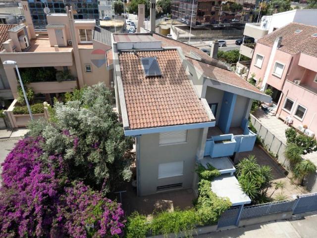 Villa Indipendente in vendita a Monreale, Cagliari