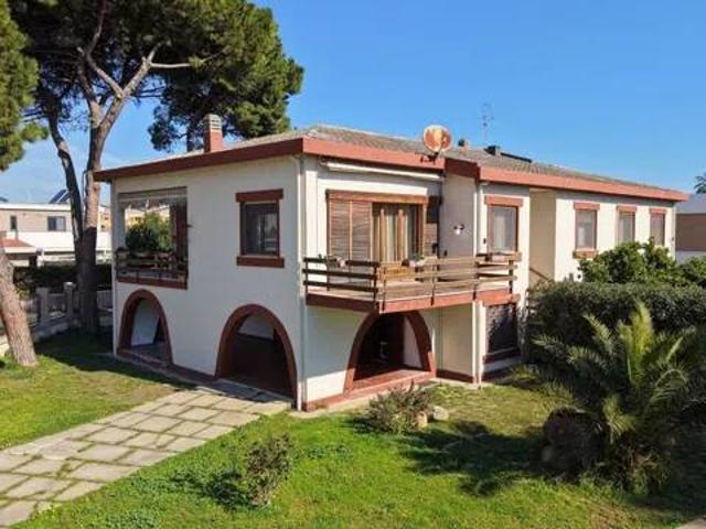Villa Indipendente in vendita a Quartiere Europeo, Cagliari