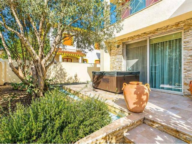 Villa Indipendente in vendita a Terramàini - Is Bingias, Cagliari
