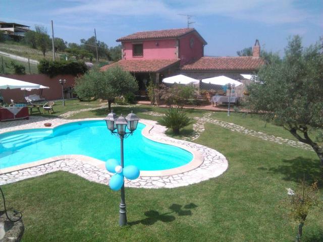 Villa Indipendente in vendita a Caiazzo, Campania