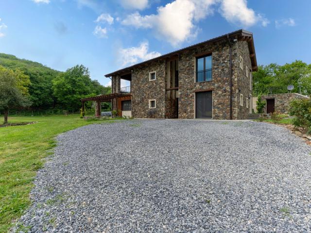 Villa Indipendente in vendita a Bragno, Cairo Montenotte