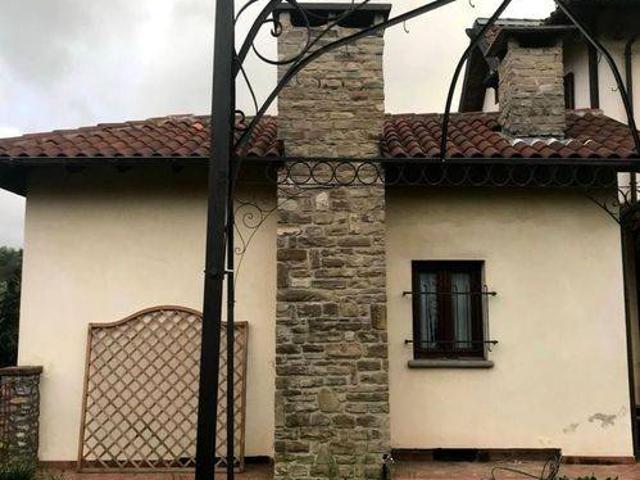 Villa Indipendente in vendita a Cairo Montenotte, Liguria