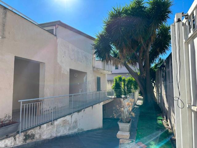 Villa Indipendente in vendita a Caivano, Campania