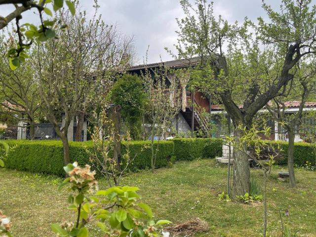 Villa Indipendente in vendita a Piemonte, Asti