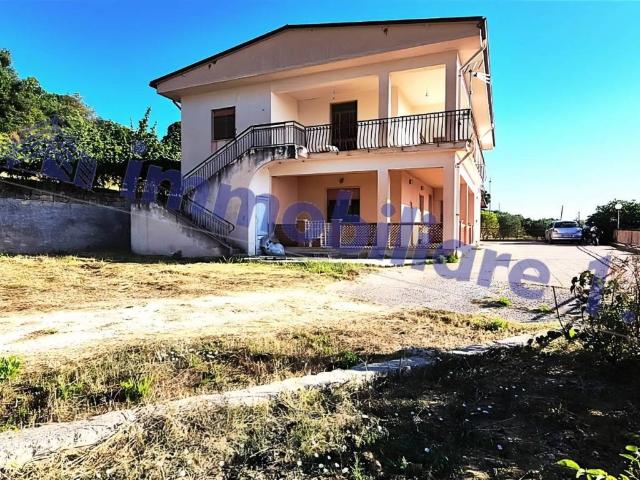 Villa Indipendente in vendita a Calatafimi, Sicilia