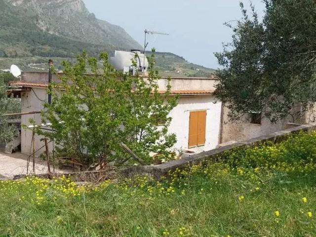 Villa Indipendente in vendita a Calatafimi, Sicilia