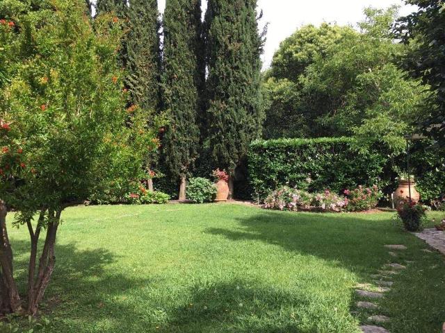 Villa Indipendente in vendita a Montemagno, Calci