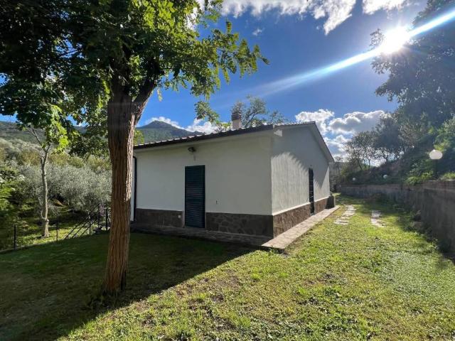 Villa Indipendente in vendita a Montemagno, Calci