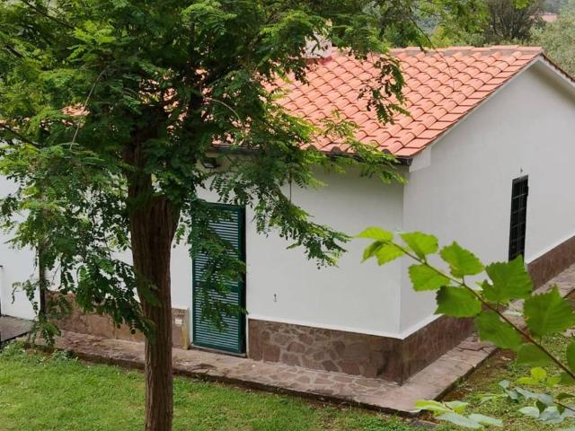 Villa Indipendente in vendita a Montemagno, Calci