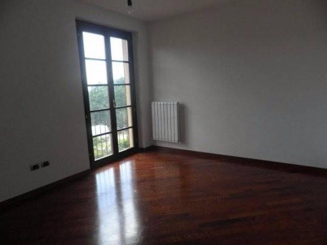 Villa Indipendente in vendita a Nicosia-Rezzano, Calci