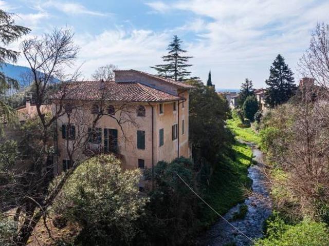 Villa Indipendente in vendita a Calci, Toscana