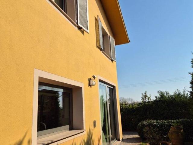 Villa Indipendente in vendita a Oltrarno, Calcinaia