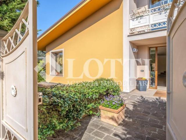 Villa Indipendente in vendita a Oltrarno, Calcinaia