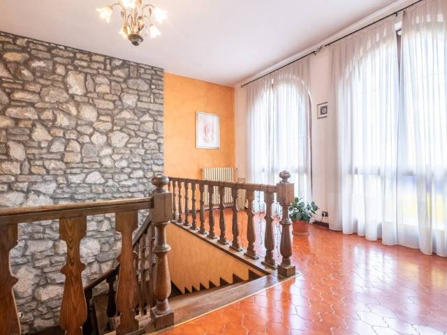 Villa Indipendente in vendita a Oltrarno, Calcinaia