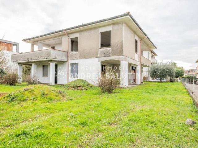 Villa Indipendente in vendita a Oltrarno, Calcinaia