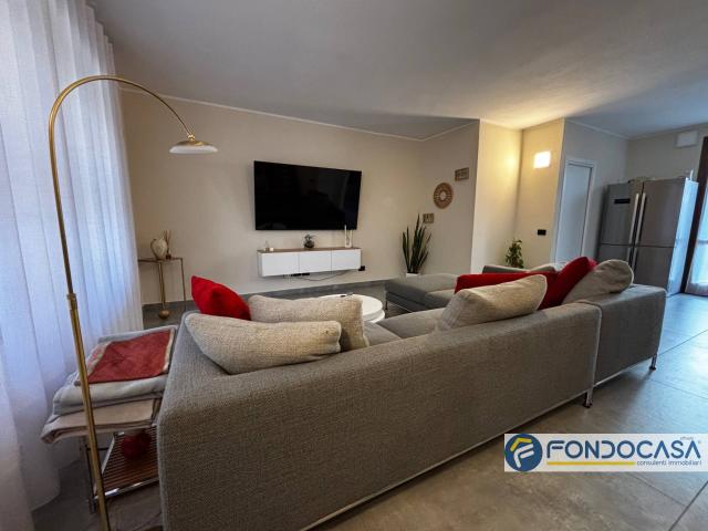 Villa Indipendente in vendita a Calcinate, Lombardia