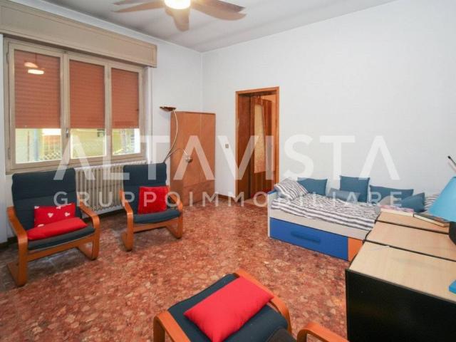 Villa Indipendente in vendita a Calcinato, Lombardia