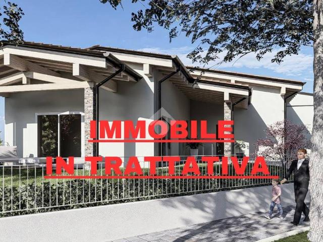 Villa Indipendente in vendita a Calcinato, Lombardia