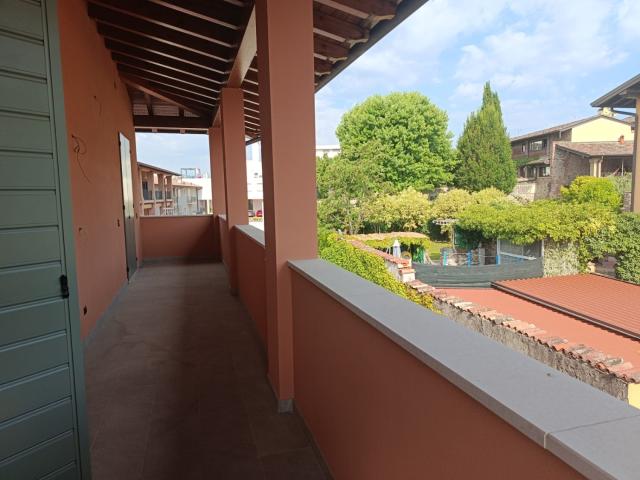 Villa Indipendente in vendita a Calcinato, Lombardia