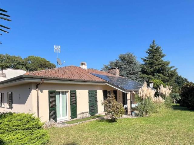 Villa Indipendente in vendita a Vescogna, Calco