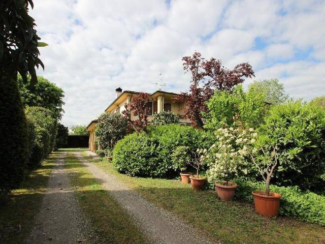 Villa Indipendente in vendita a Unione Terre d'Acqua, Calderara Di Reno