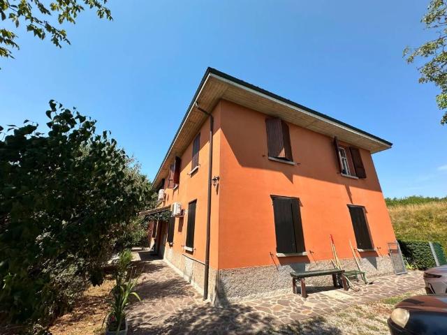Villa Indipendente in vendita a Sacerno, Calderara di Reno