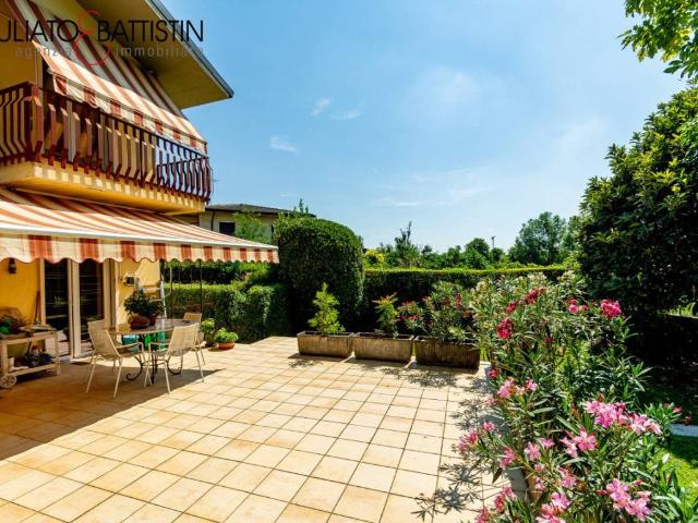Villa Indipendente in vendita a Caldogno, Veneto