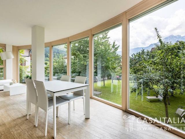 Villa Indipendente in vendita a Comunità Alta Valsugana e Bersntol, Caldonazzo